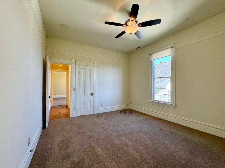 Building Photo - 817 Foothill Blvd