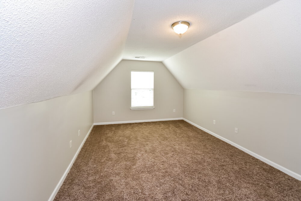 Building Photo - 7663 Delta Lakes Blvd