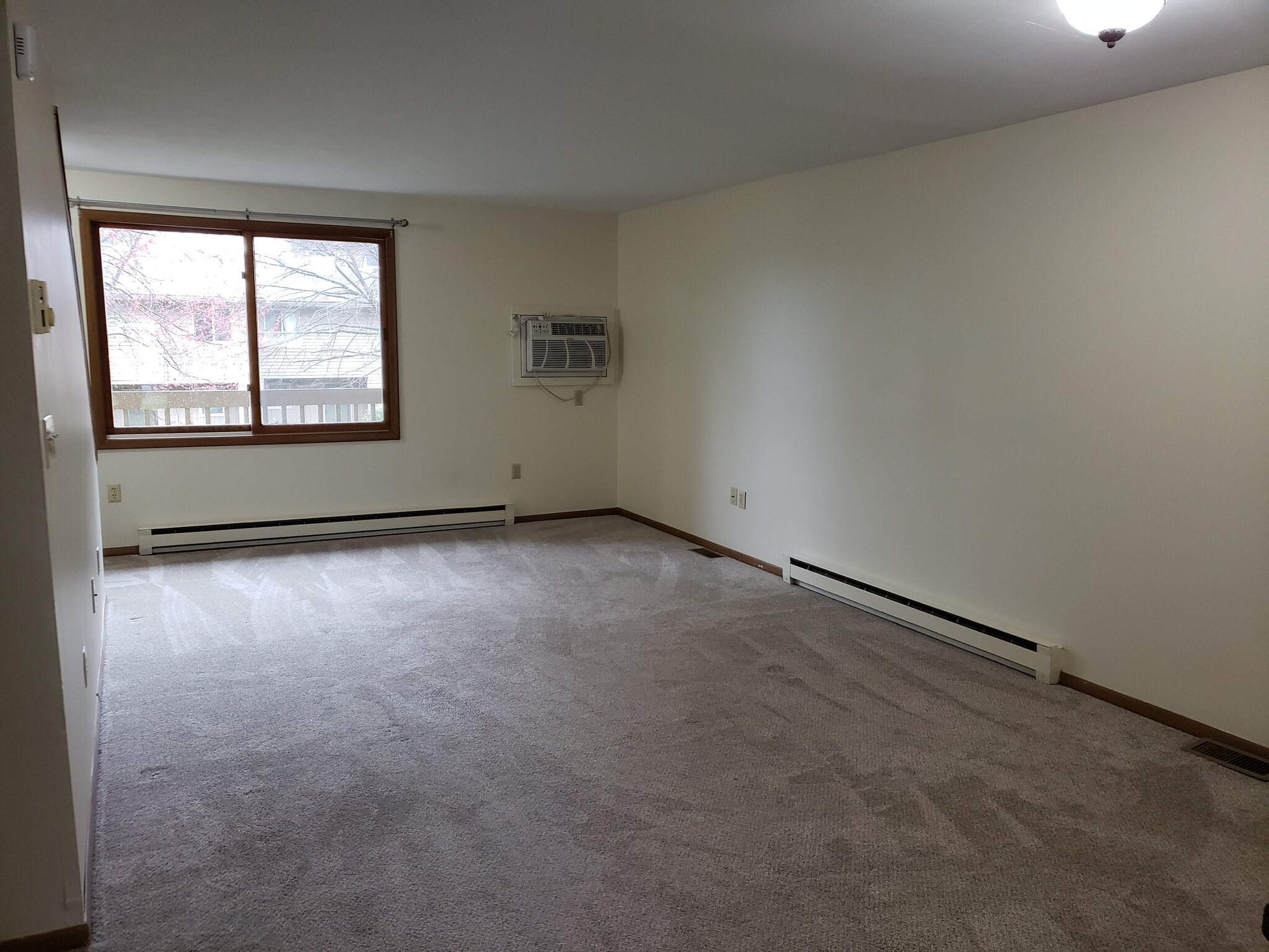 living - 37 4th Ave