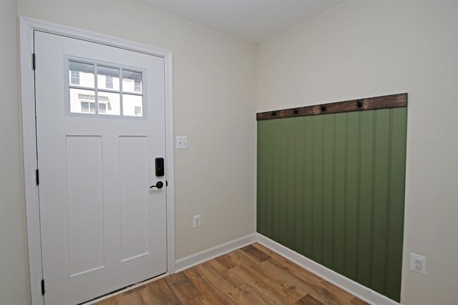 Building Photo - 1412 Palomino Trl