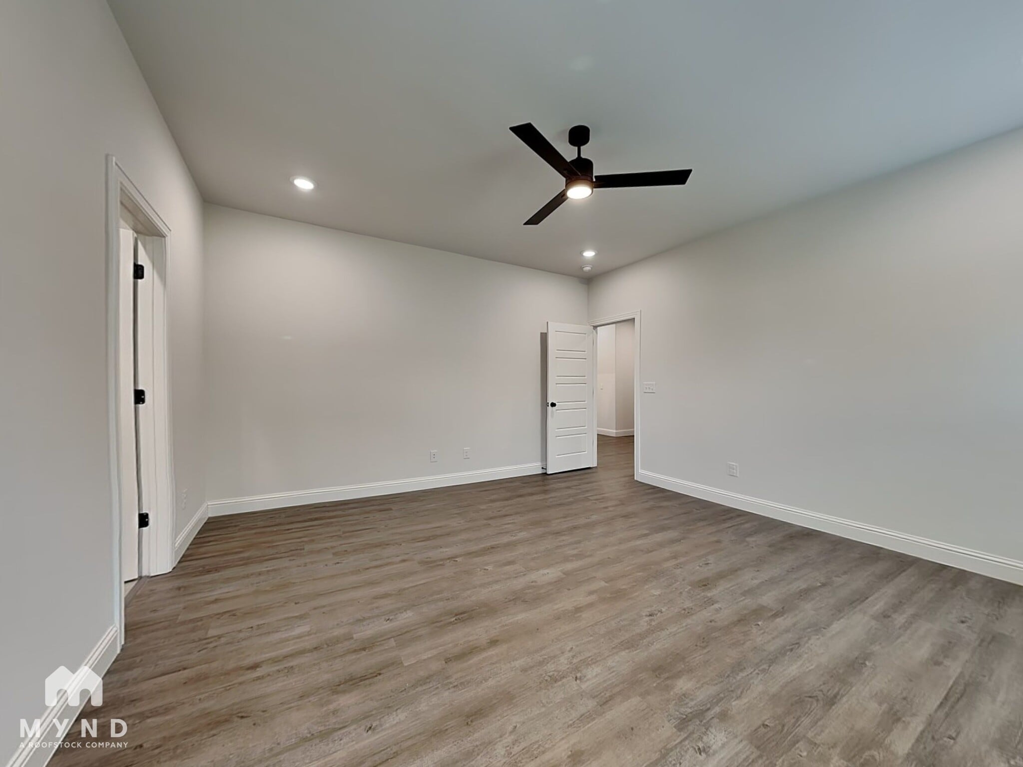 Building Photo - 1120 Sunshine Ct