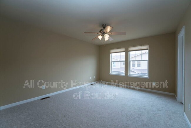 Building Photo - 1667 Venice Ln