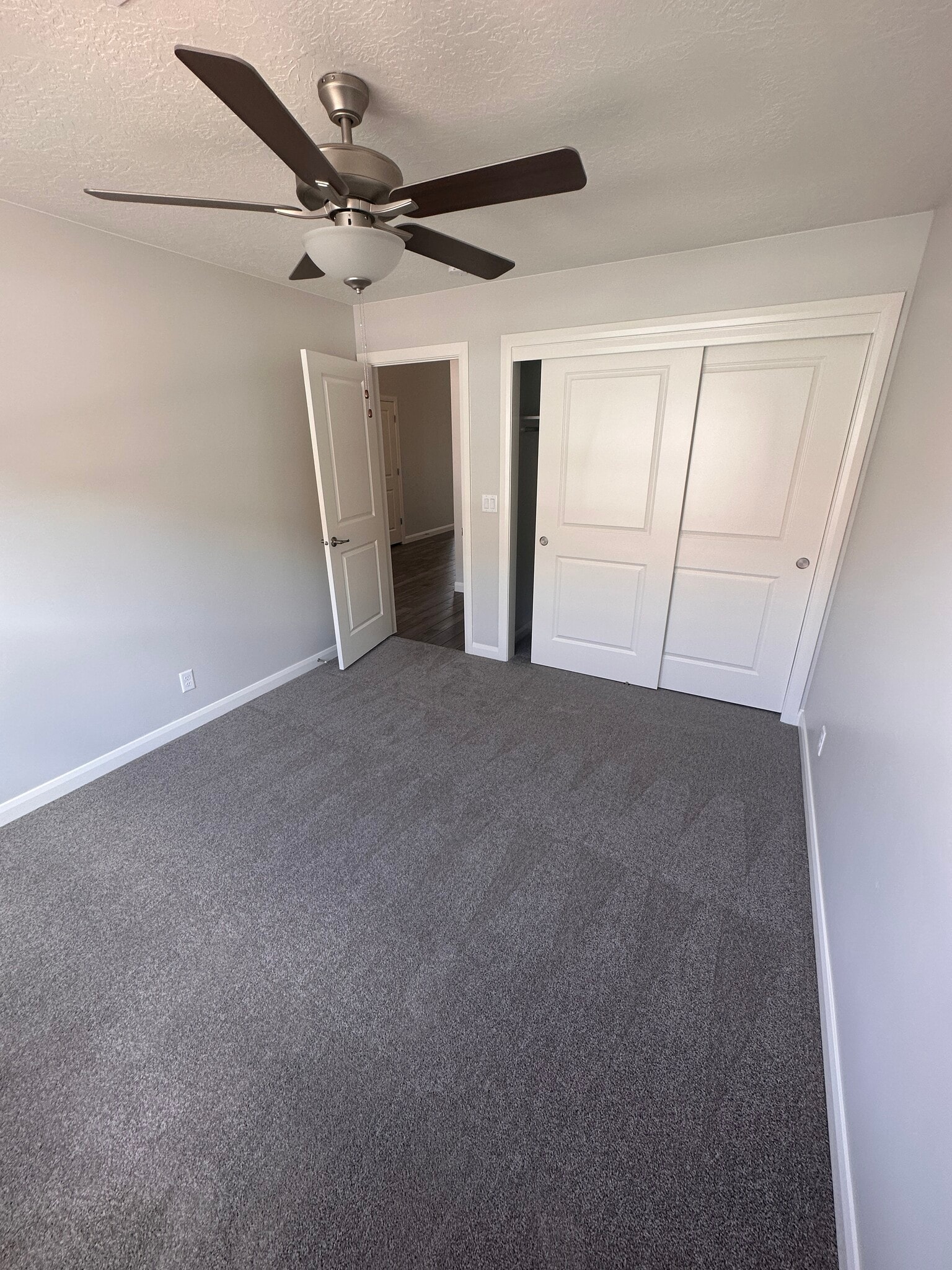 Building Photo - 2677 E Palm Cove Ave