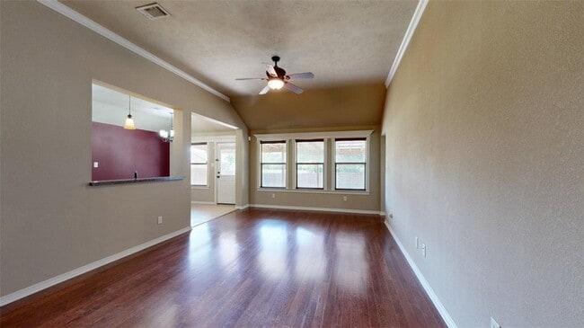 Building Photo - 2814 Horseback Dr