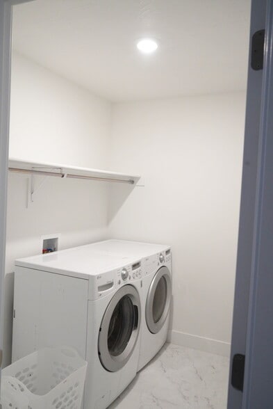 Building Photo - 1396 N 1780 E