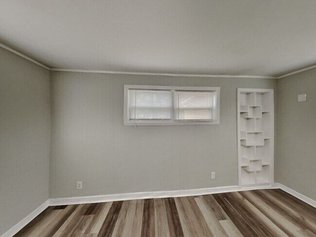 Building Photo - 3BR/1.5BA Home in Jacksonville FL w/ Spaci...