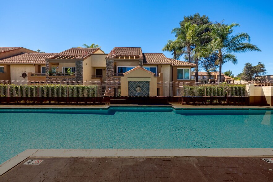 Building Photo - 15273 Maturin Dr