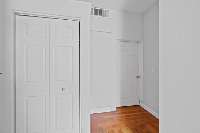 Building Photo - 60 W McMillan St