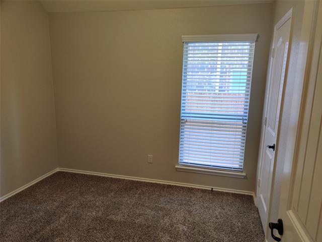 Building Photo - 9901 Pronghorn Rd