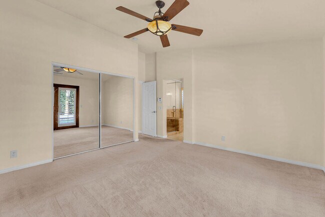 Building Photo - 79886 Dandelion Dr