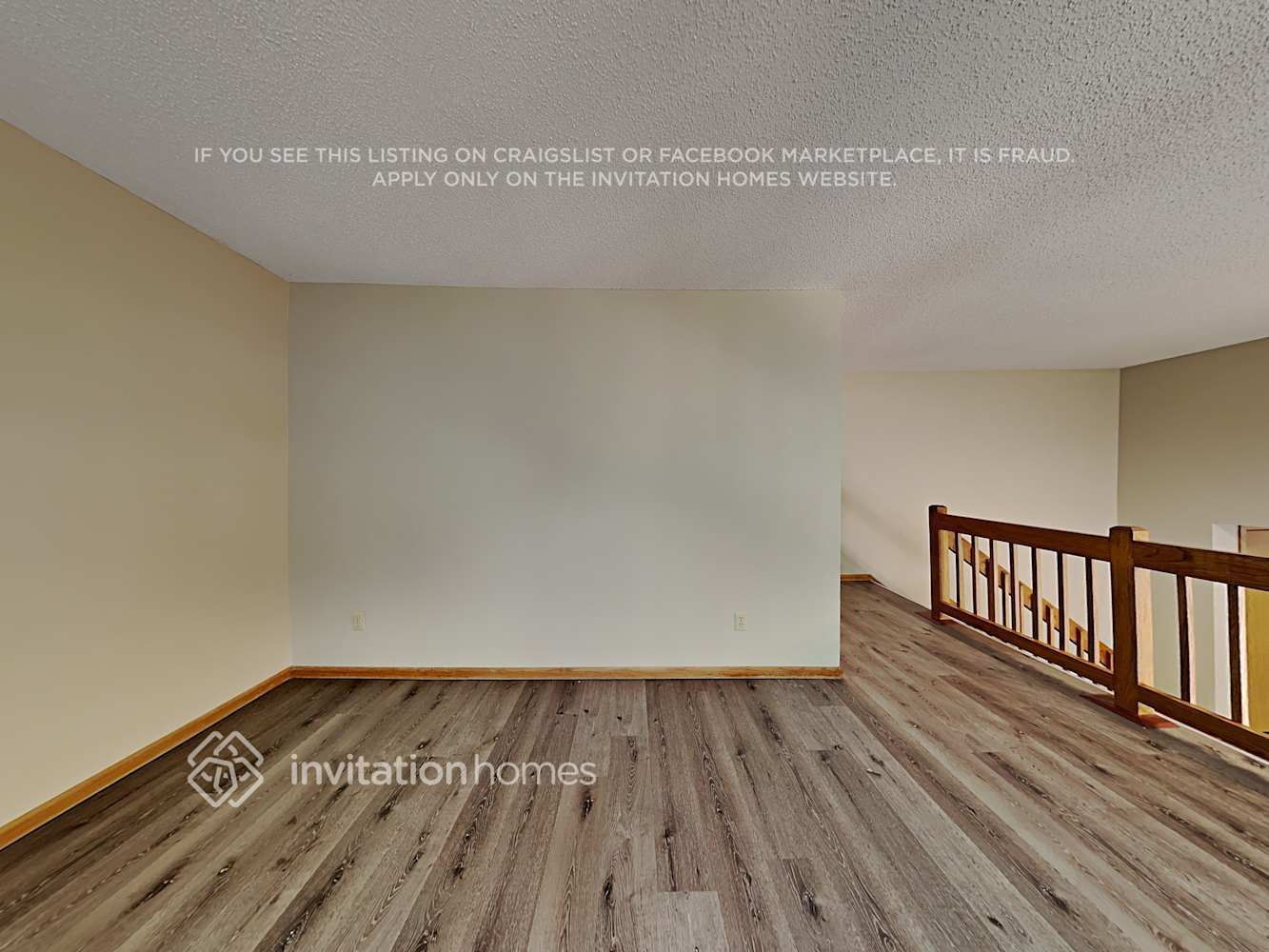 Building Photo - 5565 Knoll Dr