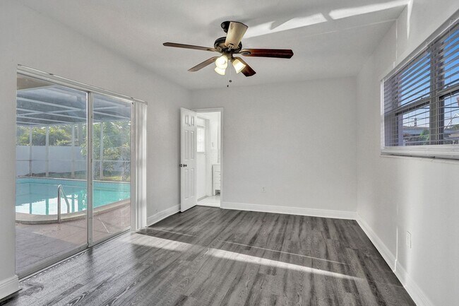 Building Photo - Beautiful 3 bedroom 2 bath Home in Miramar...
