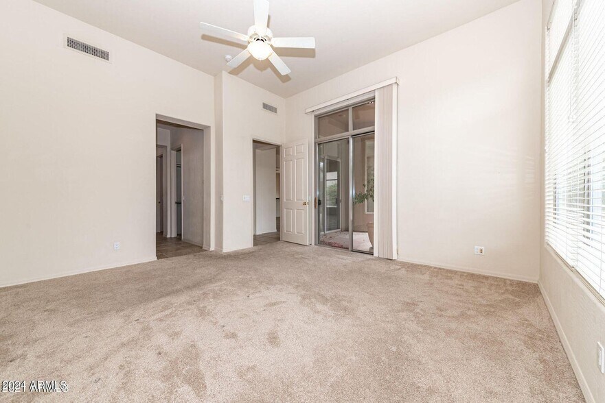 Building Photo - 11473 E Blanche Dr