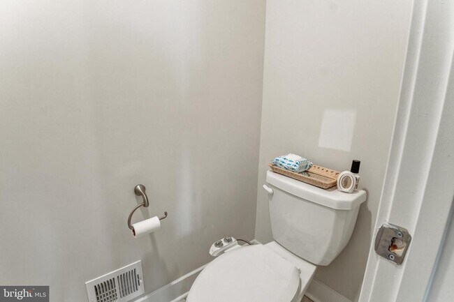 Building Photo - 11716 Emily Dickinson Pl