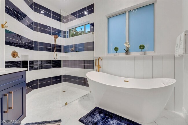 Building Photo - 1106 Jardin Dr