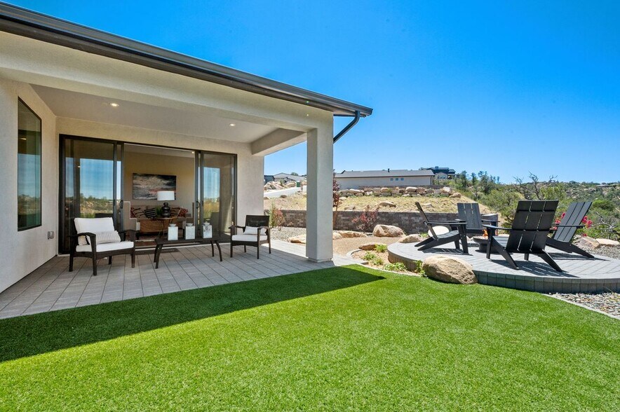 Building Photo - 1340 Rockwood Dr