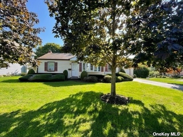 Building Photo - 8 Crestfield Pl