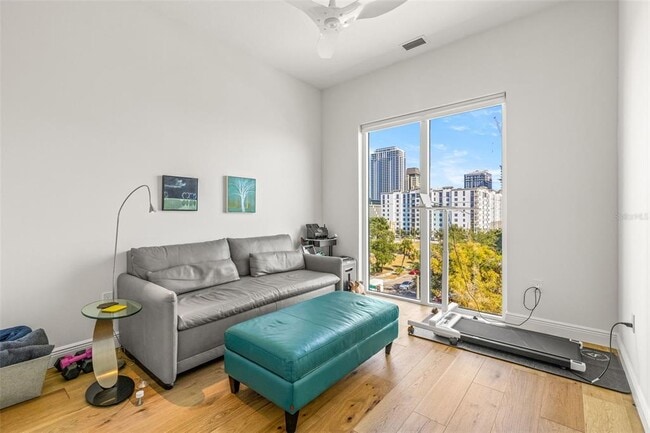 Building Photo - 600 3rd Ave S