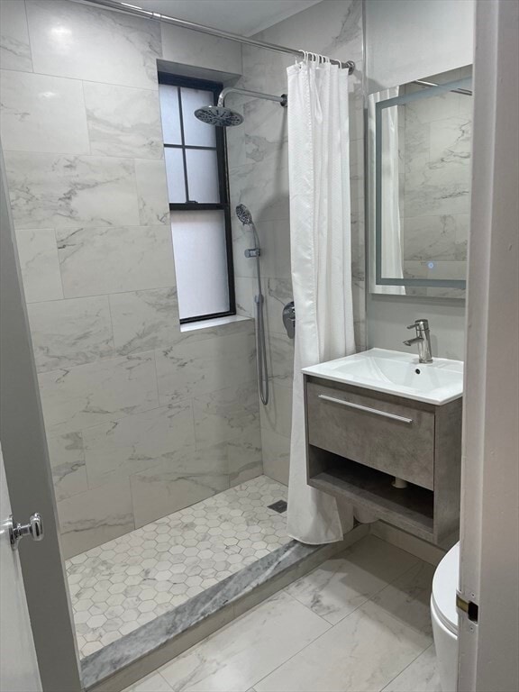 Building Photo - 370 Chestnut Hill Ave