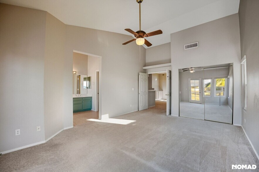 Building Photo - 16626 S 15th St