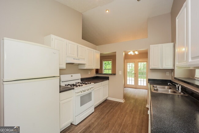 Building Photo - 5818 Mistyview Dr