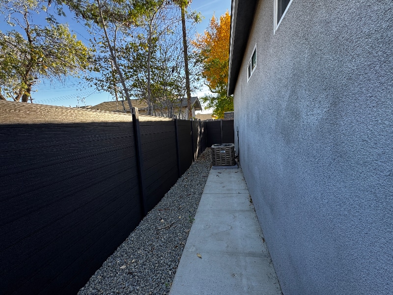 Building Photo - 1319 N Stoddard Ave