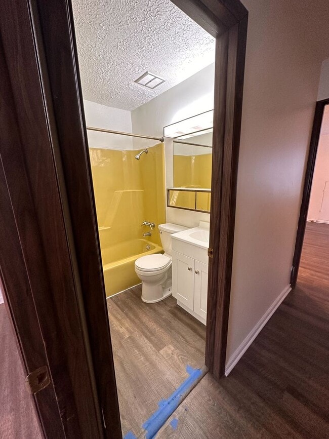 Building Photo - New 1 Bedroom 1 Bathroom apartment located in Beaver, PA!!