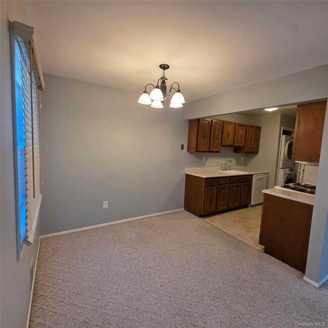 Building Photo - 80 New Holland Village