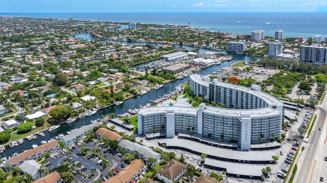 Building Photo - 2731 NE 14th Street Causeway