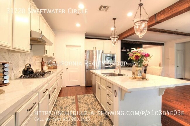 Building Photo - 31720 Sweetwater Cir