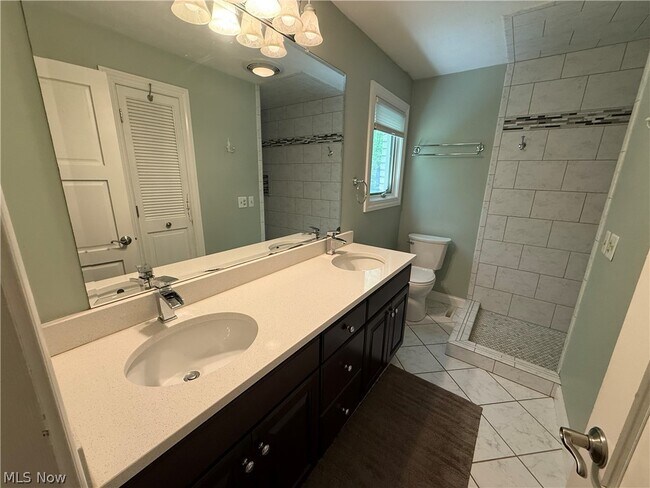 Building Photo - 6803 Cranbrook Dr