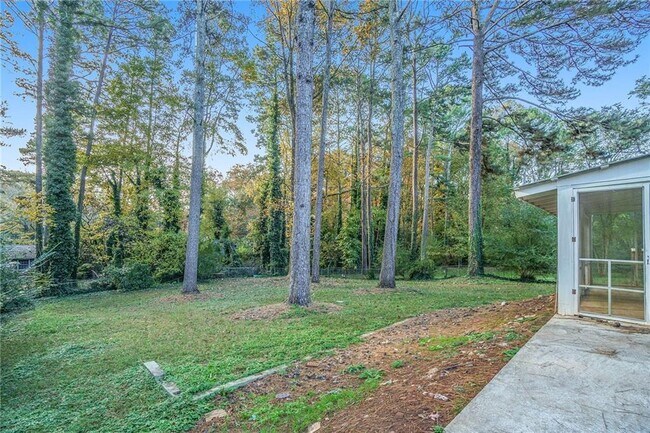Building Photo - 6095 Mincey Rd