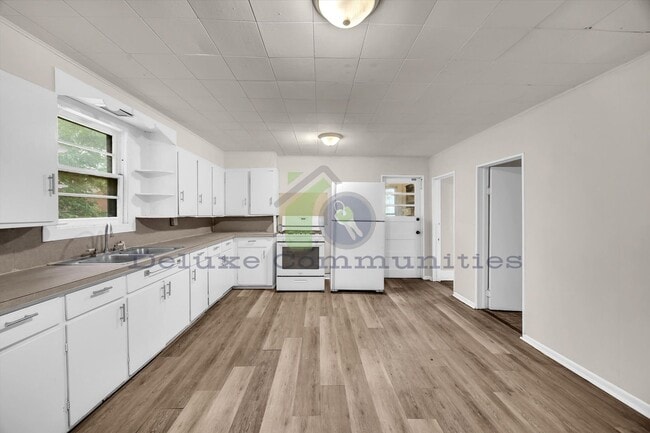 Building Photo - 1335 Hamilton Ave NW