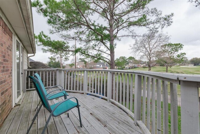 Building Photo - Stunning Home in Falcon Point!