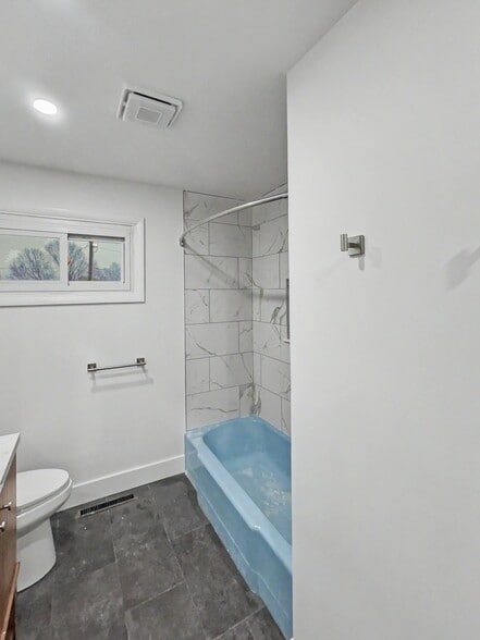 Building Photo - 10151 E Grandview Rd