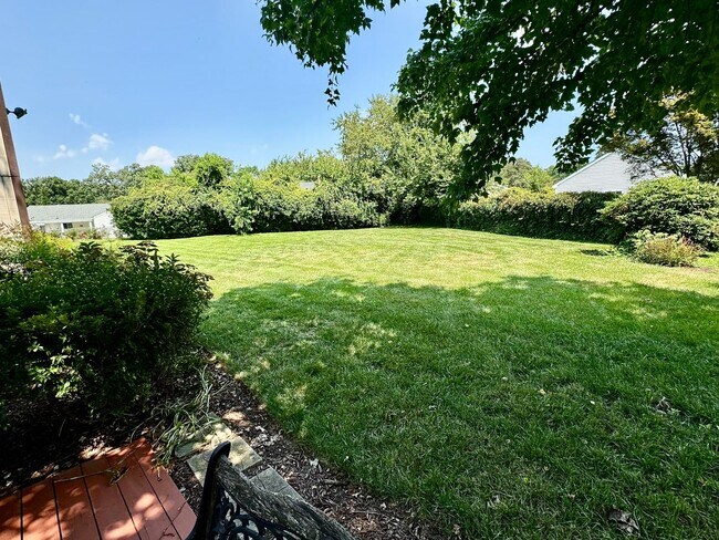 Building Photo - Newly Painted 4BR/2BA house in Pembroke Me...