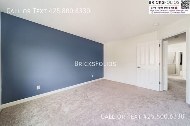 Building Photo - 2728 84th Dr NE