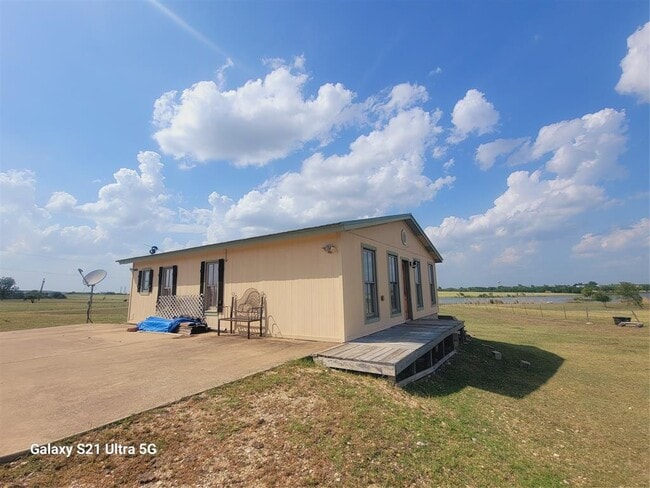 Primary Photo - 1150 CR 405