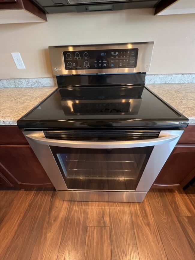 Building Photo - 3159 W Prairie Grass Dr