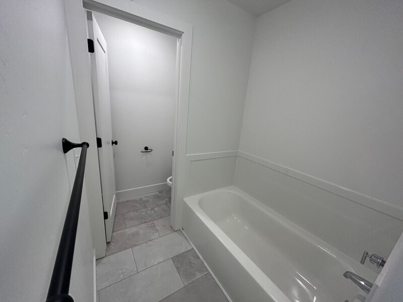 Building Photo - 4514 E Silver Moon Dr