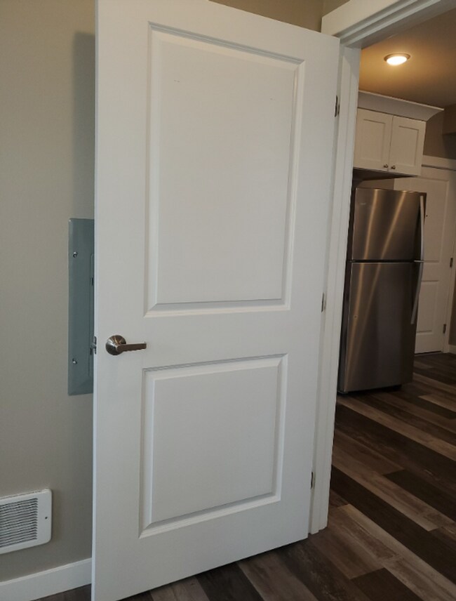 Building Photo - One Bedroom (Modified - ADA) near WWU Available Soon!