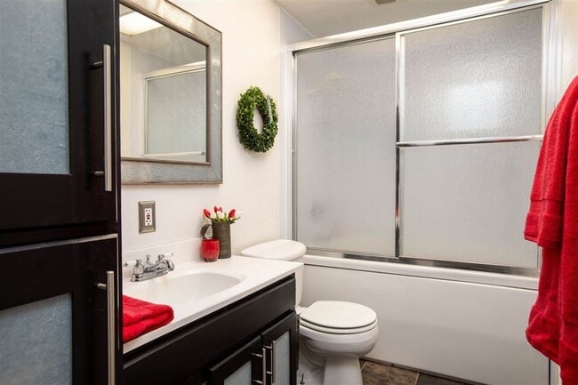 Building Photo - **Coming Soon in June** Beautifully updated Shadle Park 3 Bed 2 Bath Rancher will all the updates...