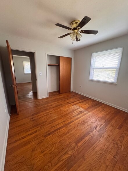 Building Photo - 301 S Eason Dr