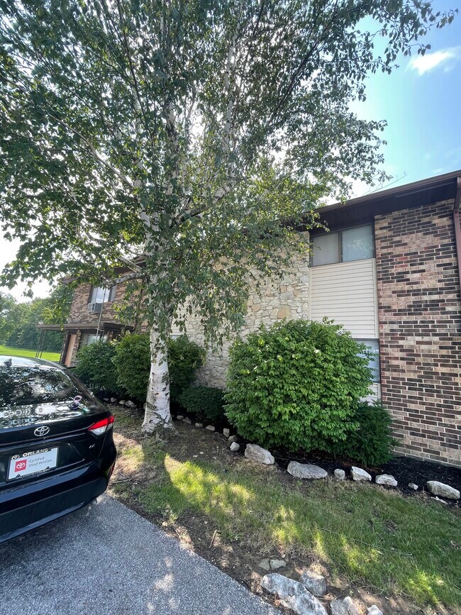 Building Photo - 1826 S Goyer Rd