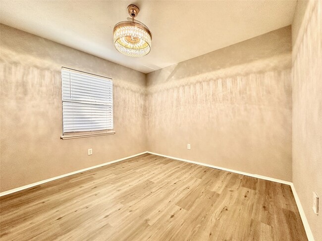 Building Photo - 5818 Evening Shadows Ln