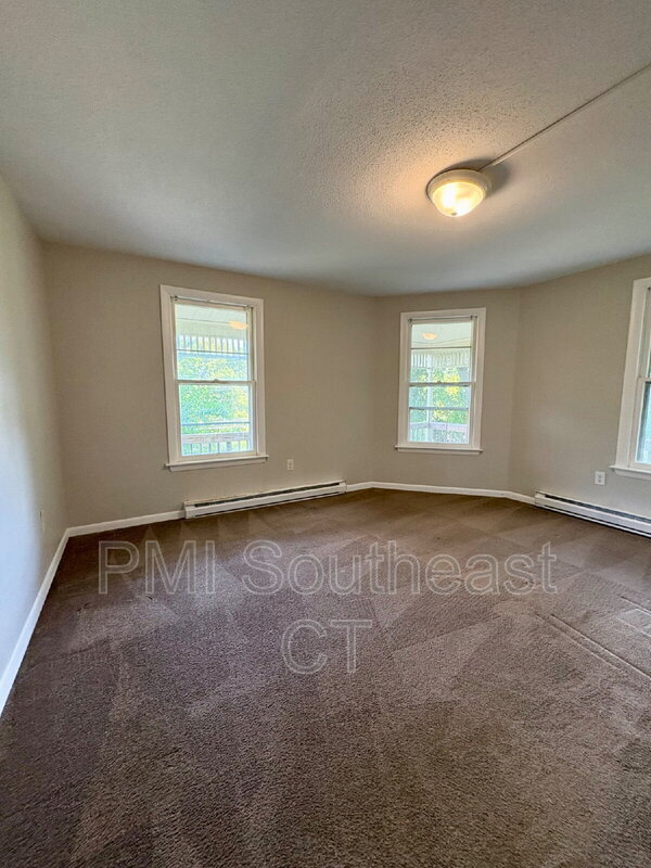 Building Photo - 54 Hempstead St