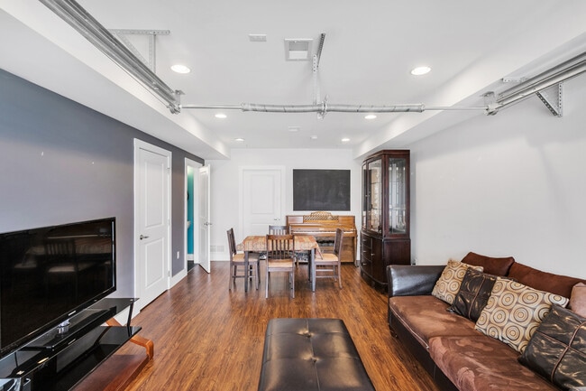 Building Photo - 3433 Ligonier St