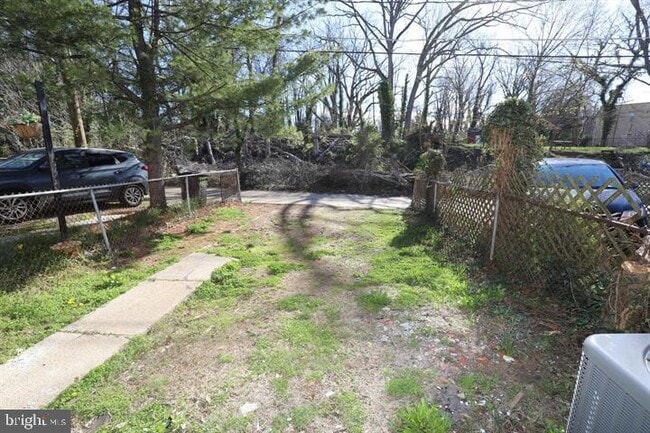 Building Photo - 113 Nunnery Ln