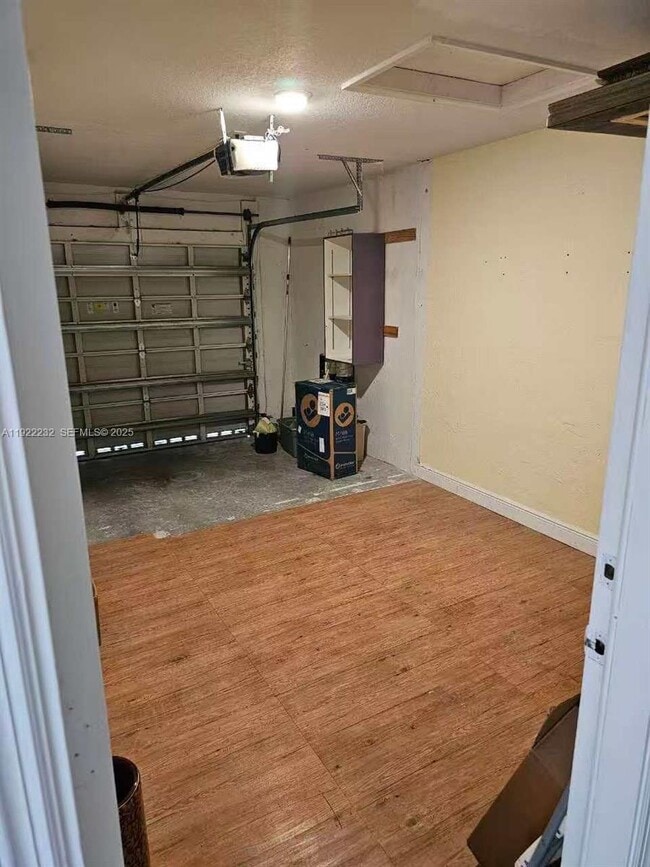 Building Photo - 2816 NW 99th Terrace