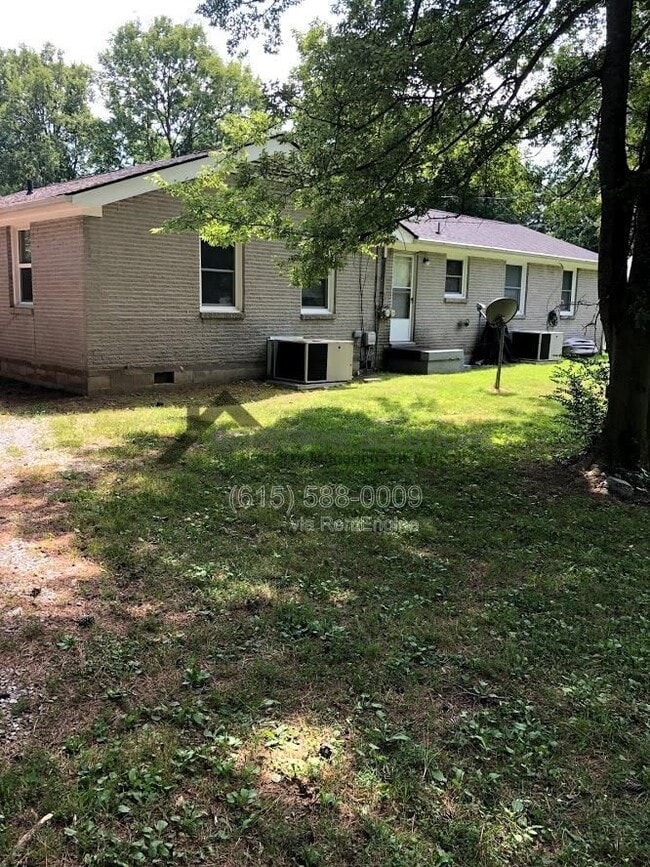Building Photo - 200 Sharon Cir
